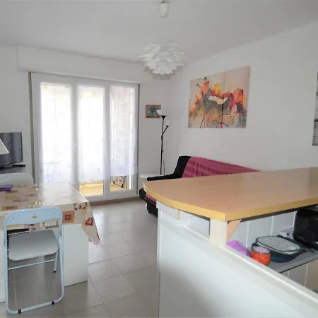 Apartment Avec Loggia - Proche Centre Et Courseulles-sur-Mer