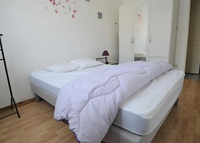 Avec Loggia - Proche Centre Et *